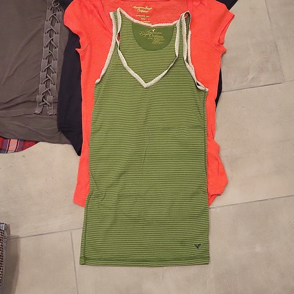 Bundle of American Eagle teen-girl clothes - Picture 7 of 12